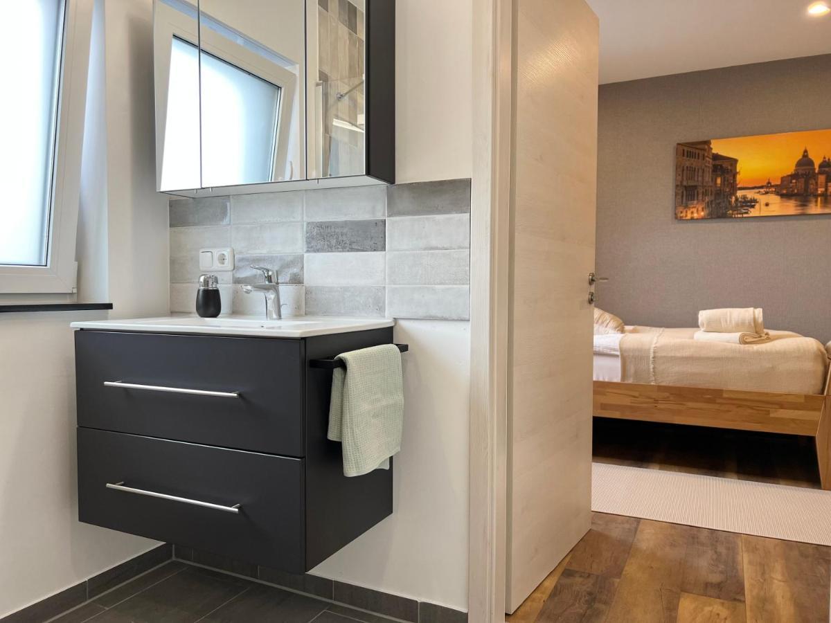 Grosse Wohnung Wellness + Sauna + Netflix Petershagen Buitenkant foto